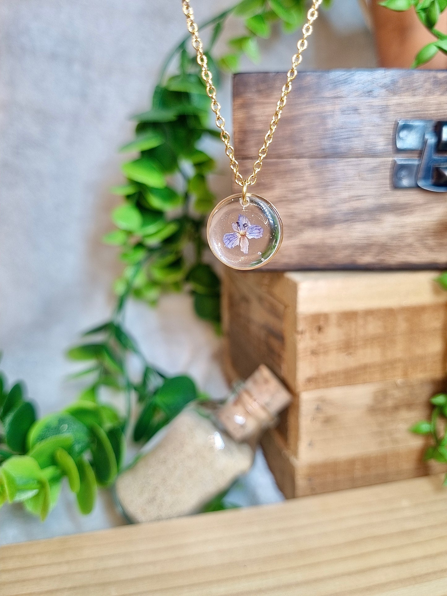 Collier Fleur Véronique de perse