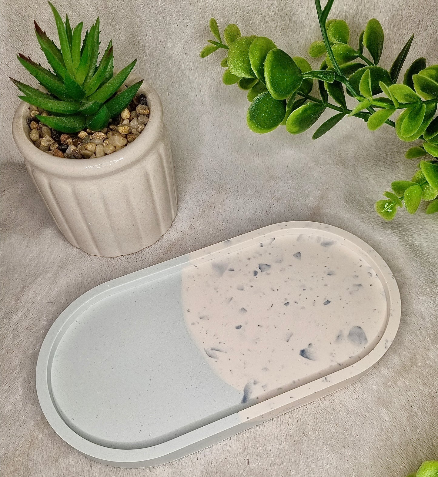 Coupelle en jesmonite effet Terrazzo bleu